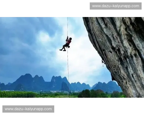 攀岩训练计划：从入门到突破的系统指南