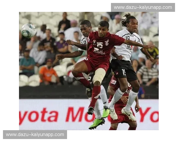 绿茵场上的双雄逐鹿：赖扬与瓦赫达的恩怨情仇